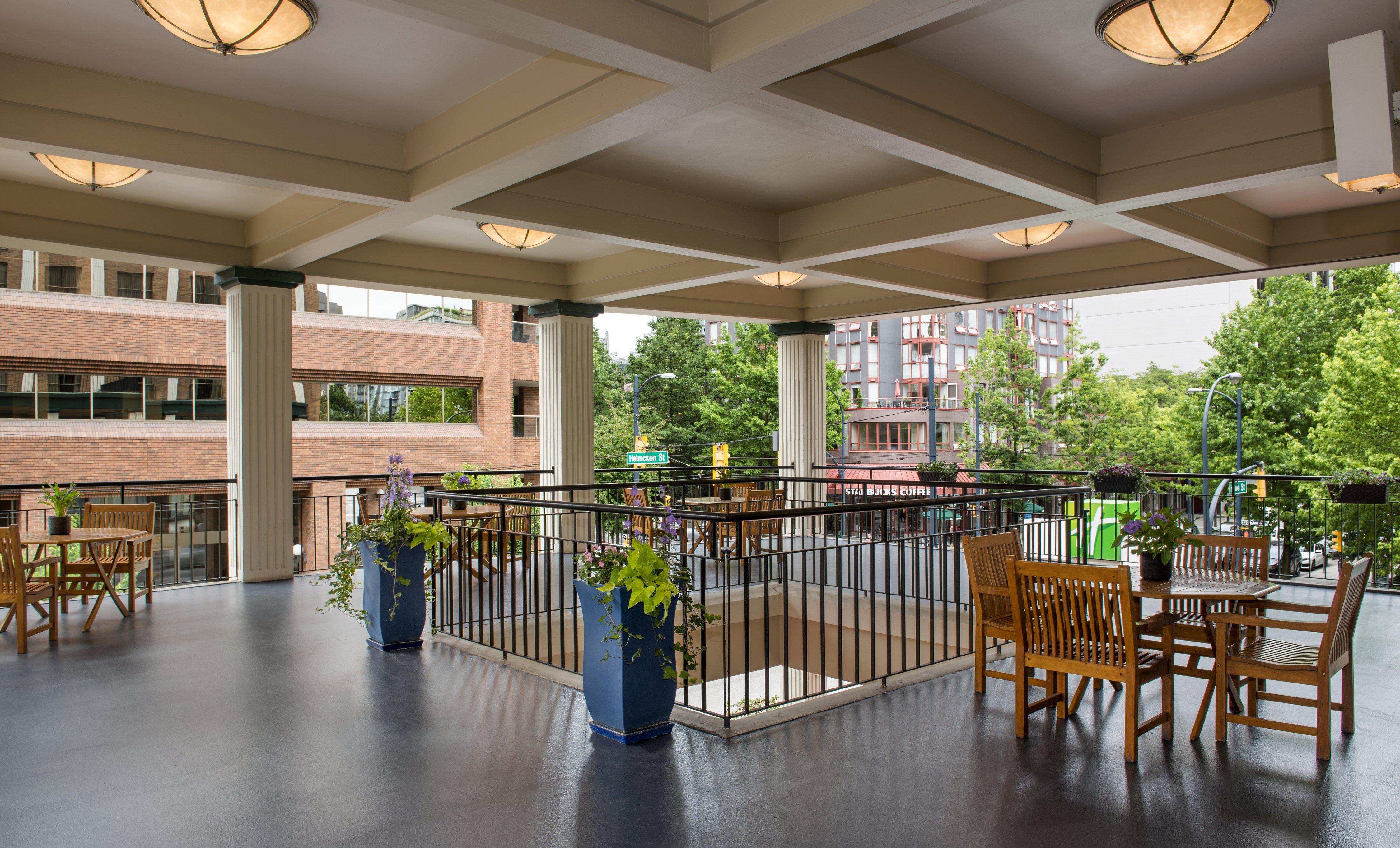 Holiday Inn & Suites Vancouver Downtown, An Ihg Hotel Exterior photo