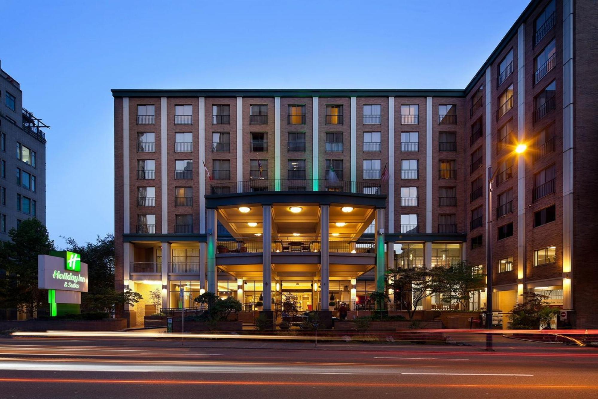 Holiday Inn & Suites Vancouver Downtown, An Ihg Hotel Exterior photo